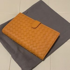 Bottega Veneta Long Wallet with zip around